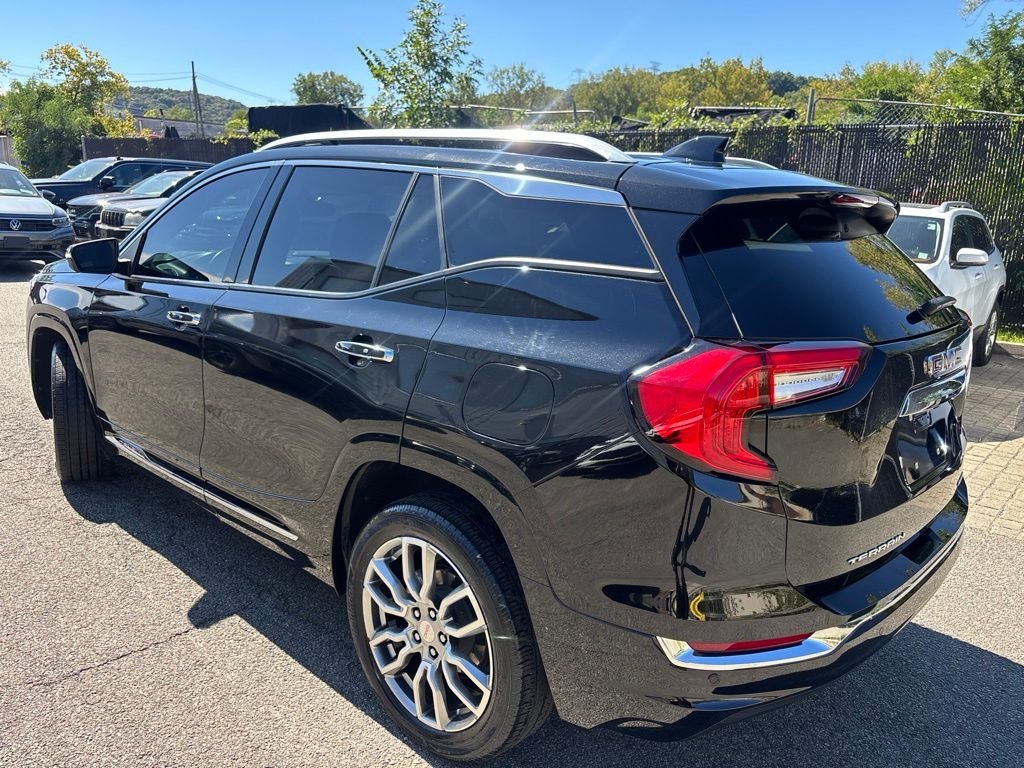 Used 2023 Black GMC Denali image 4