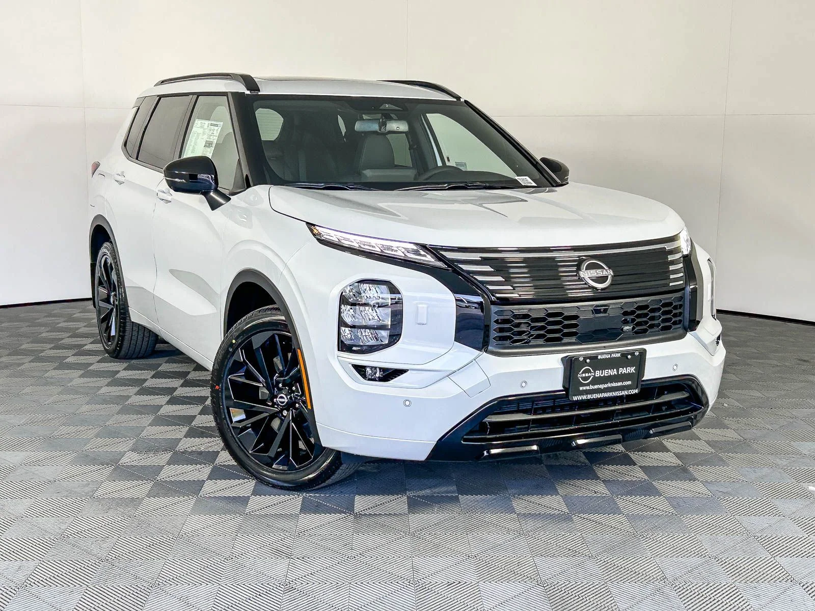 2026 Nissan Rogue Platinum AWD's photo