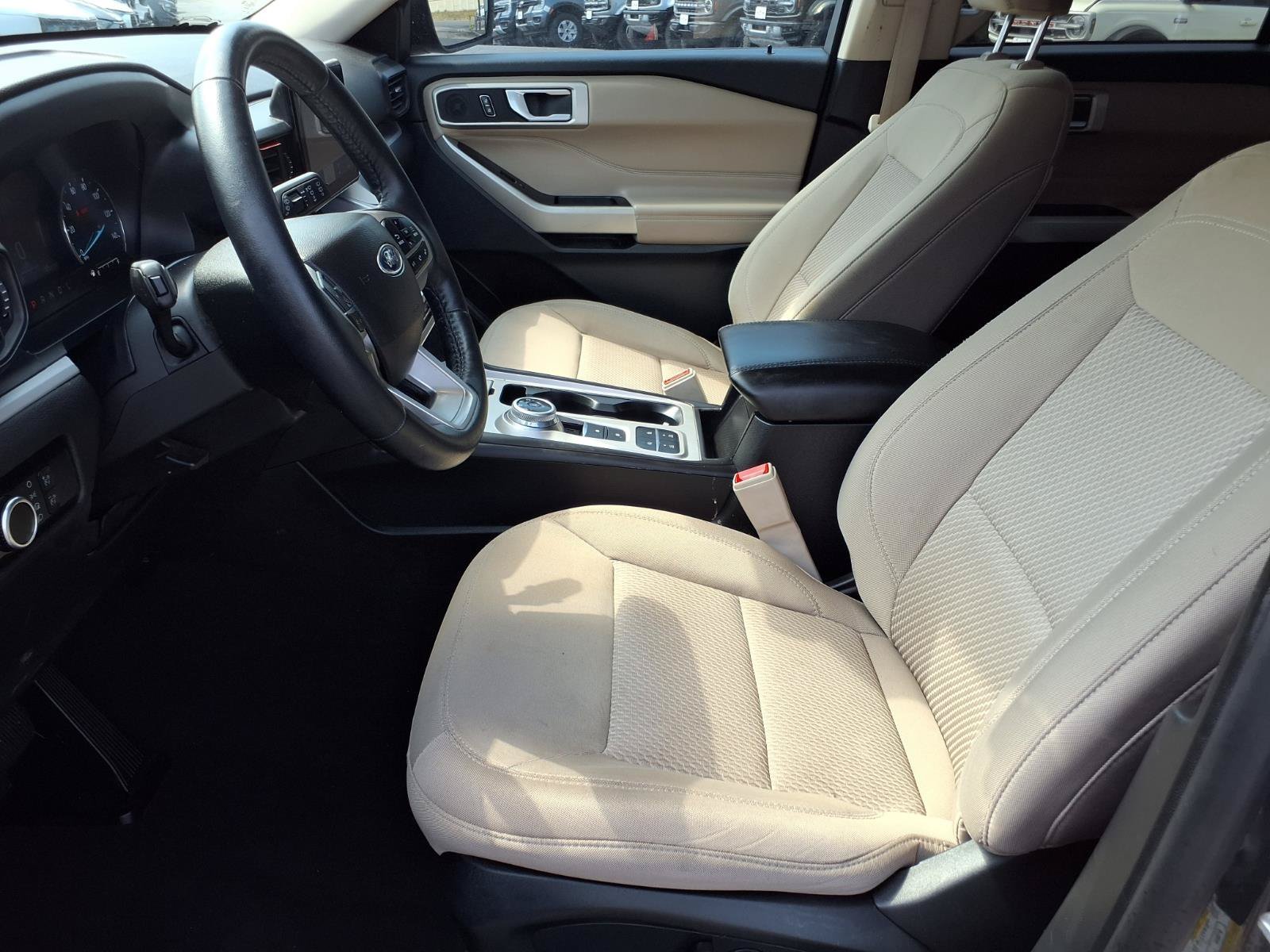Used 2023 Green Ford XLT image 13