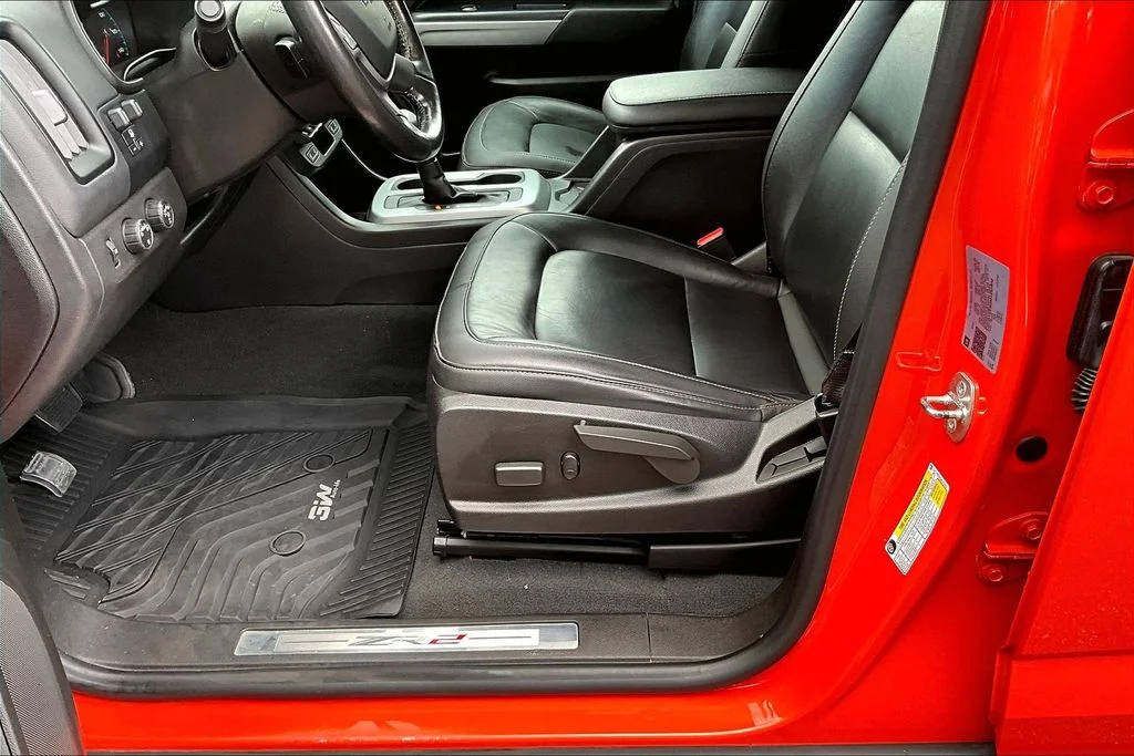 Used 2021 Orange Chevrolet ZR2 image 26