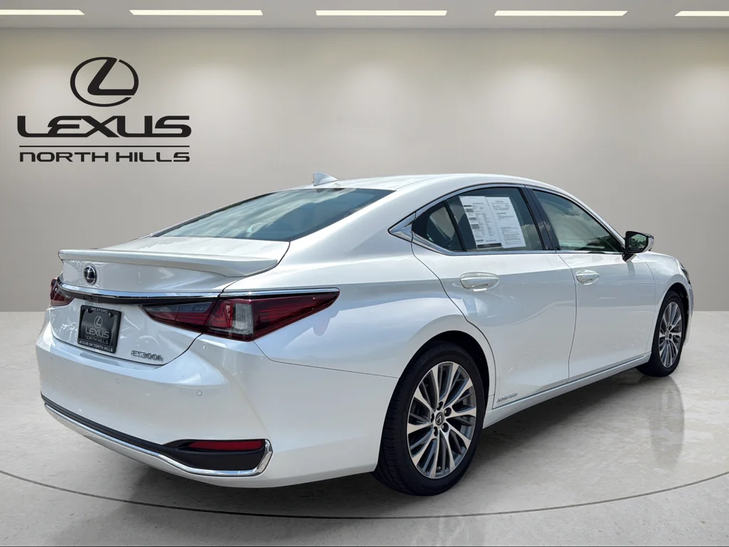 Certified Used 2020 White Lexus 300h image 6