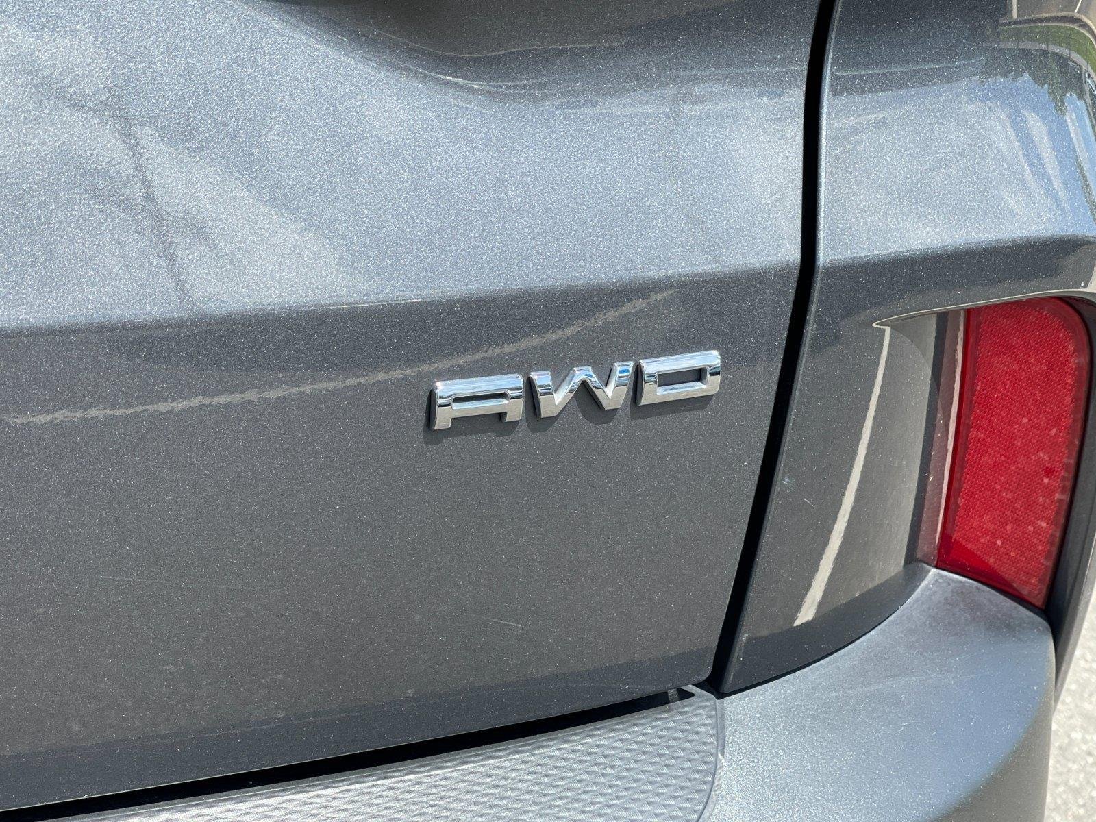 Used 2025 Carbonized Gray Ford ST-Line Select image 11