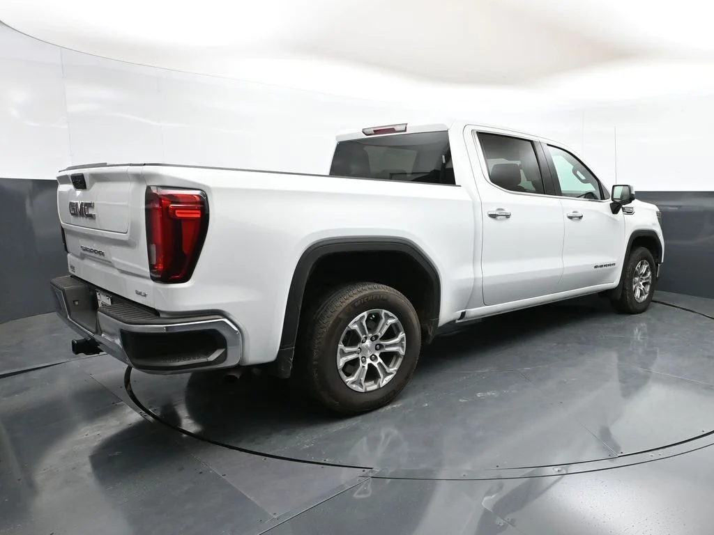 2024 GMC Sierra 1500 SLT - Photo 31
