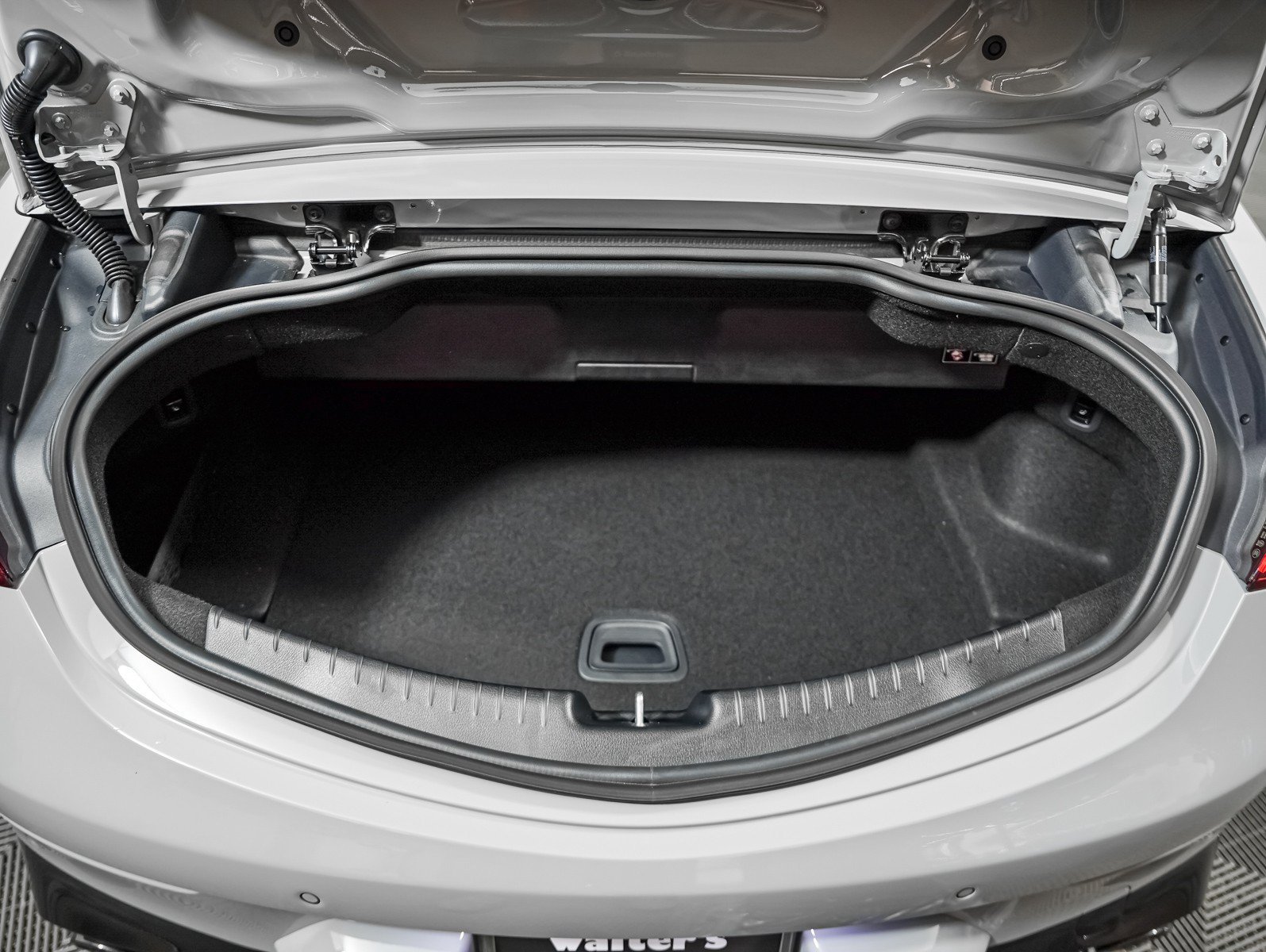 New 2027 MANUFAKTUR Alpine Grey Mercedes-Benz AMG® CLE 53 4MATIC+ Cabriolet image 26