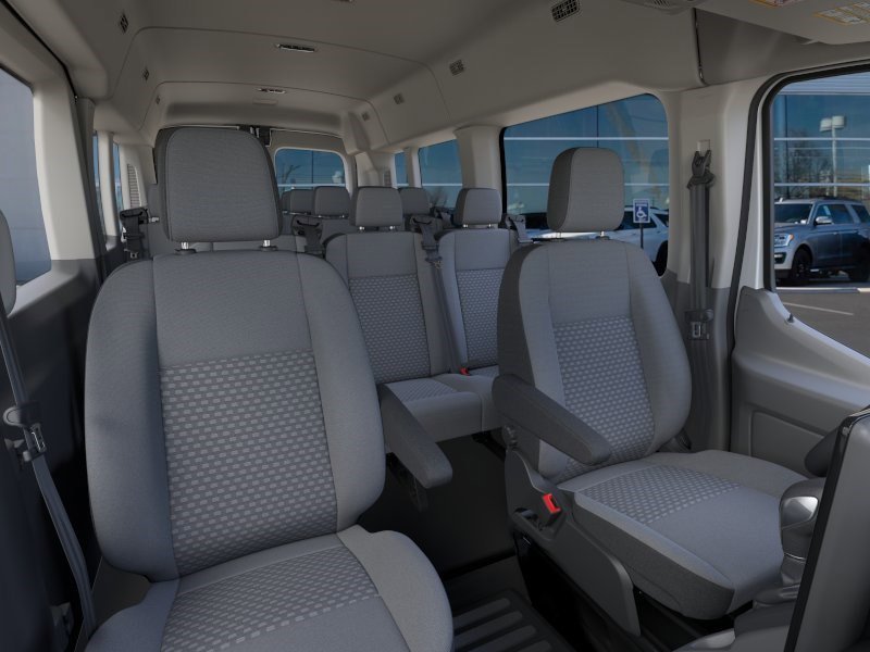 New 2026 Oxford White Ford XLT image 11