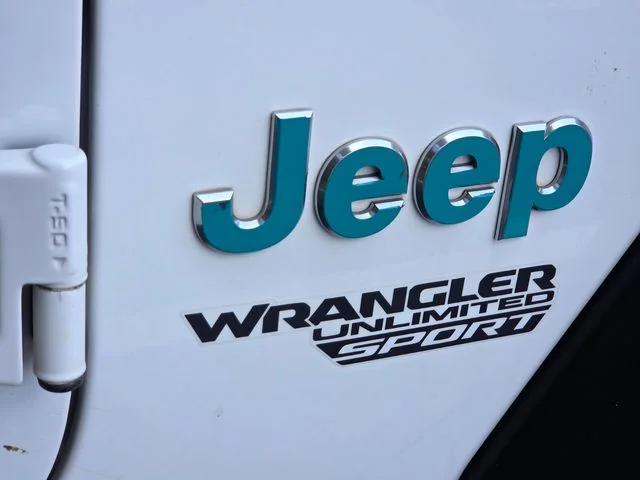 Used 2018 White Jeep Unlimited Sport image 16