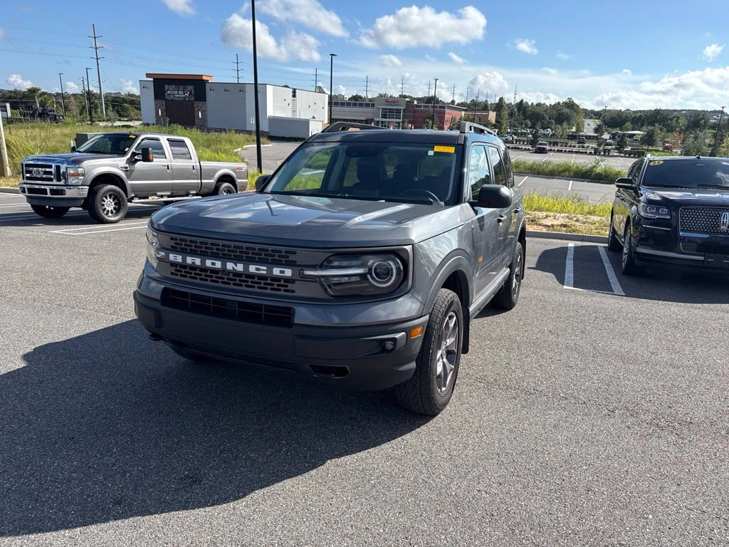 Used 2024 Gray Metallic Ford Badlands image 5