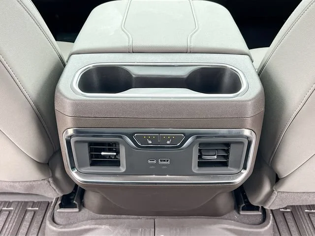 2026 GMC Sierra 1500 SLT - Photo 18