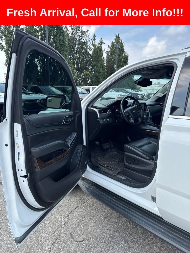 Used 2018 SUMMIT WHITE Chevrolet LT image 21
