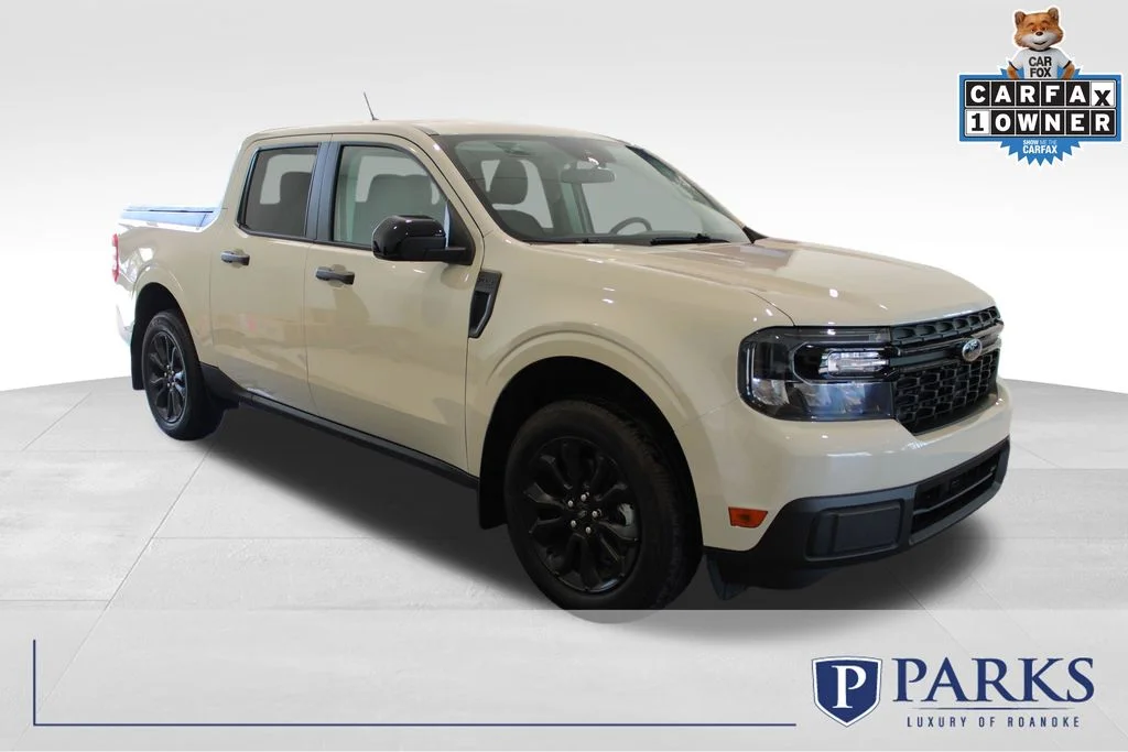 Used 2024  Ford XLT image 1