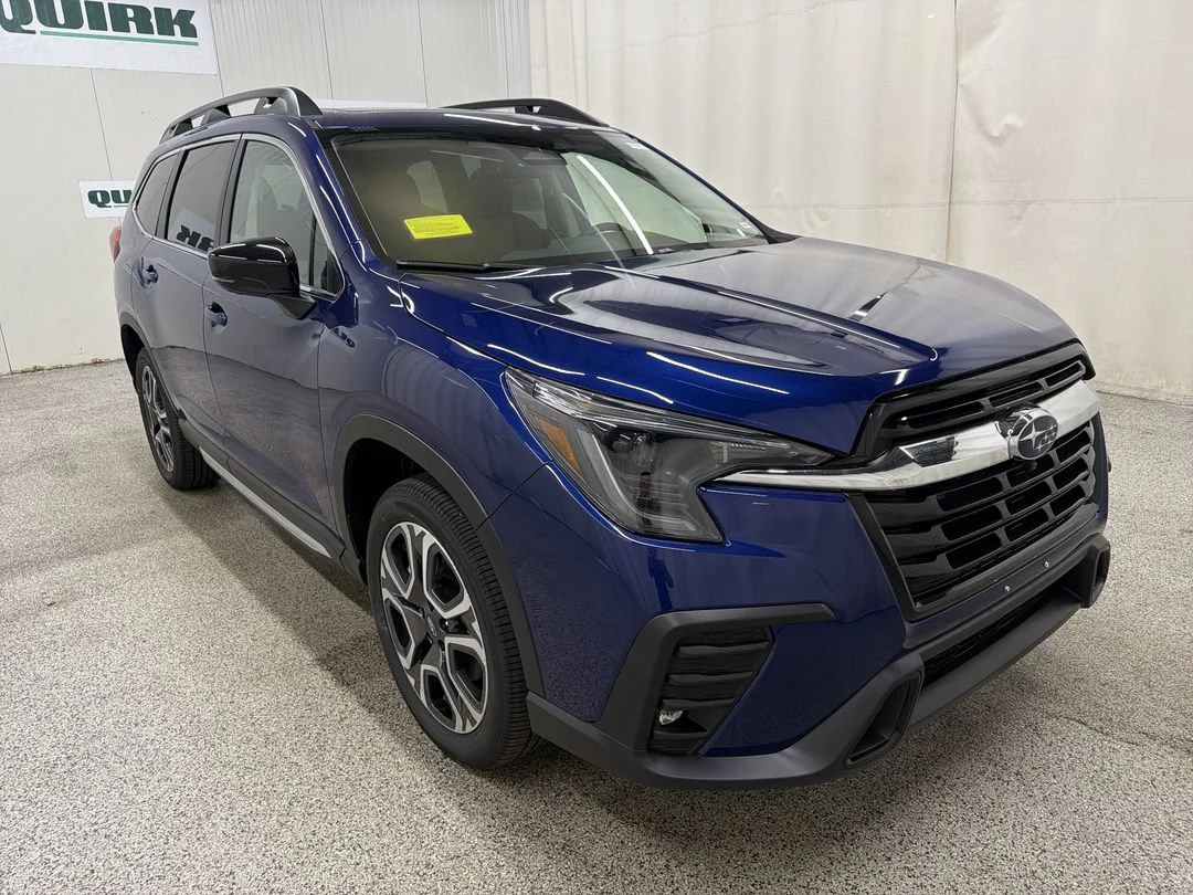 New 2026 Sapphire Blue Pearl Subaru Limited image 3