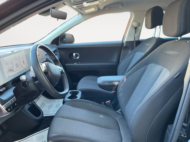 Certified Used 2024 Black Hyundai SE image 11