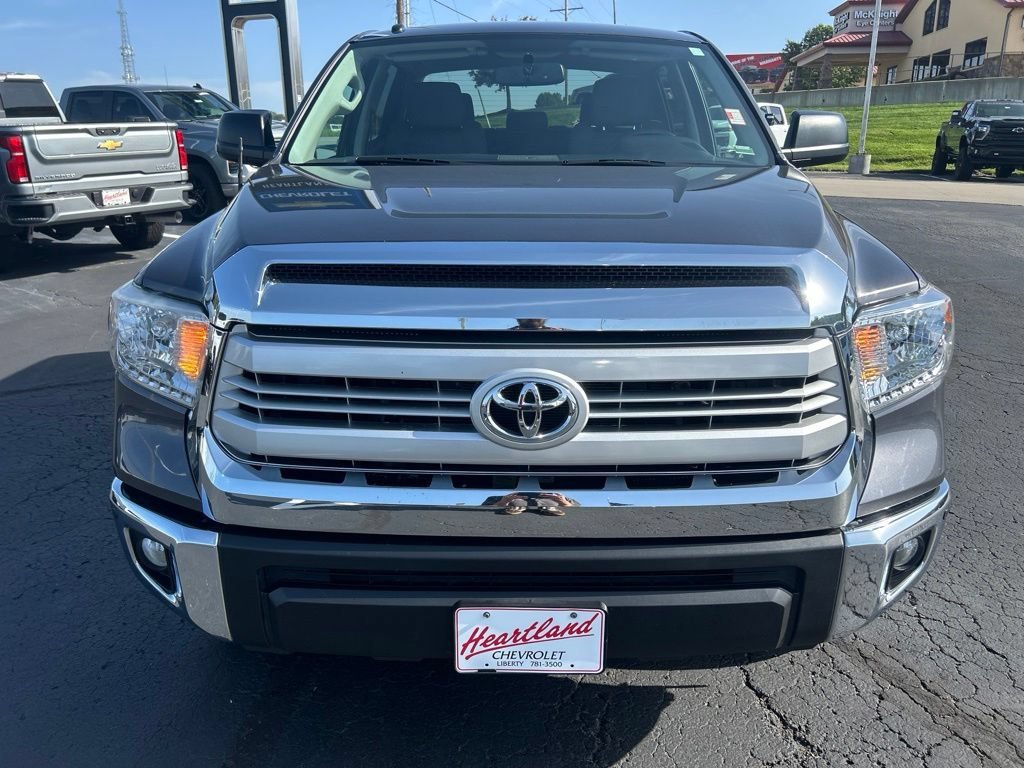 Used 2017 Toyota Tundra SR5 with VIN 5TFDW5F1XHX620130 for sale in Kansas City