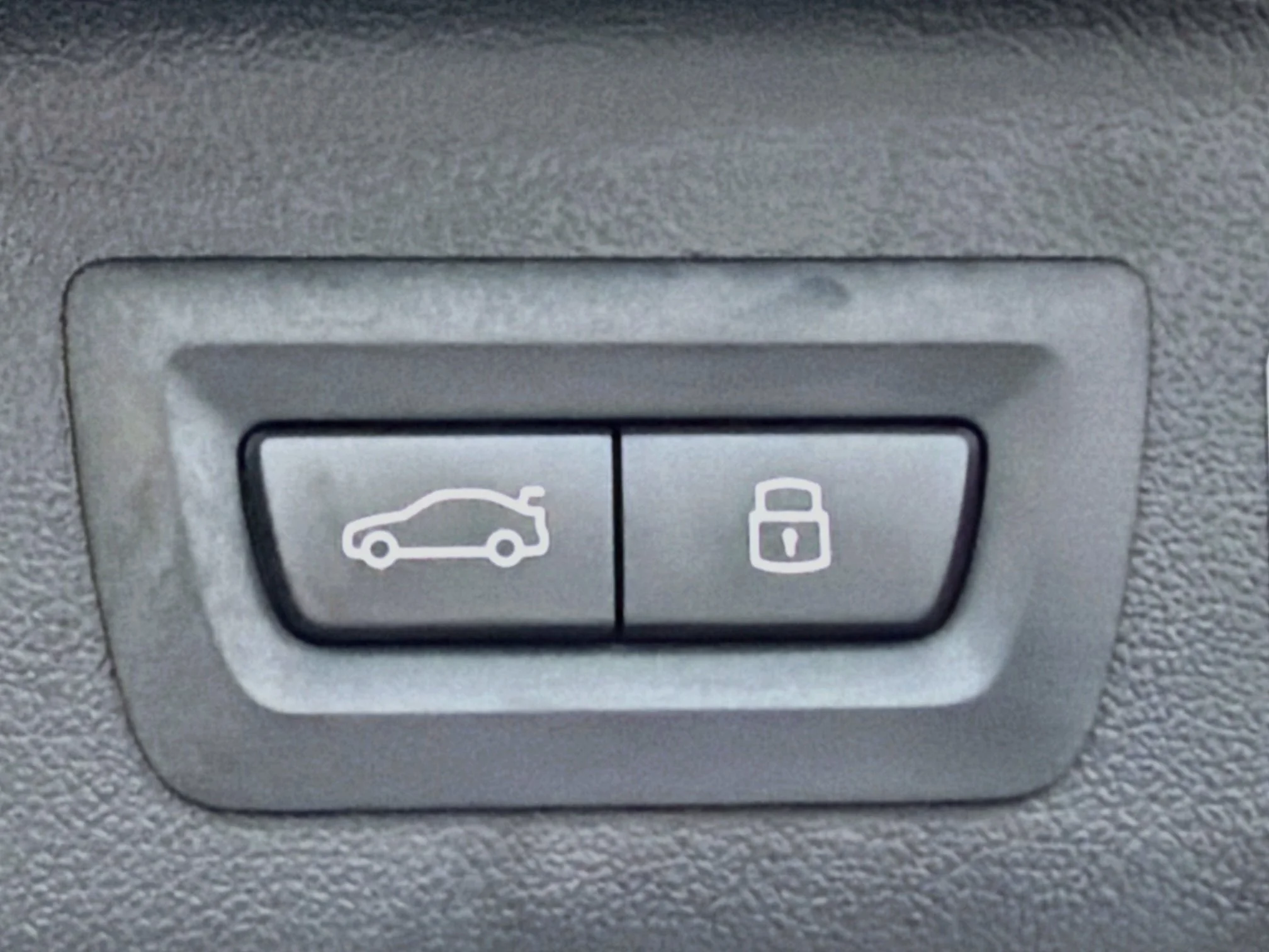 New 2027 Skyscraper Grey Metallic BMW xDrive40i image 14