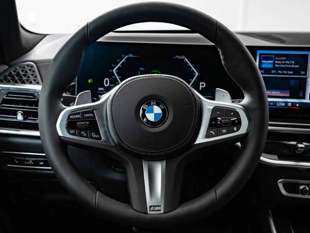 New 2027 White Metallic BMW xDrive40i image 45