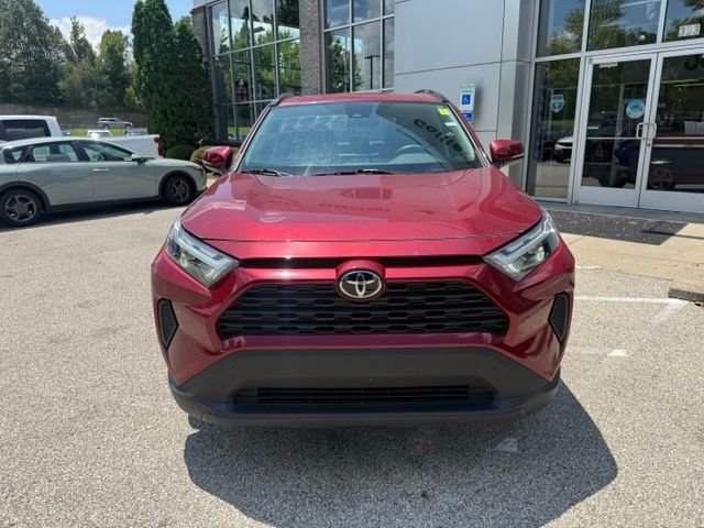 Used 2025 Red Toyota XLE image 10
