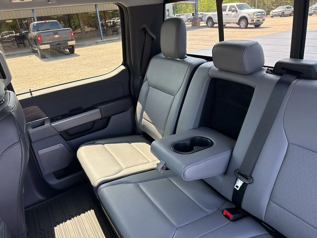Used 2025 Gray Ford Lariat image 15