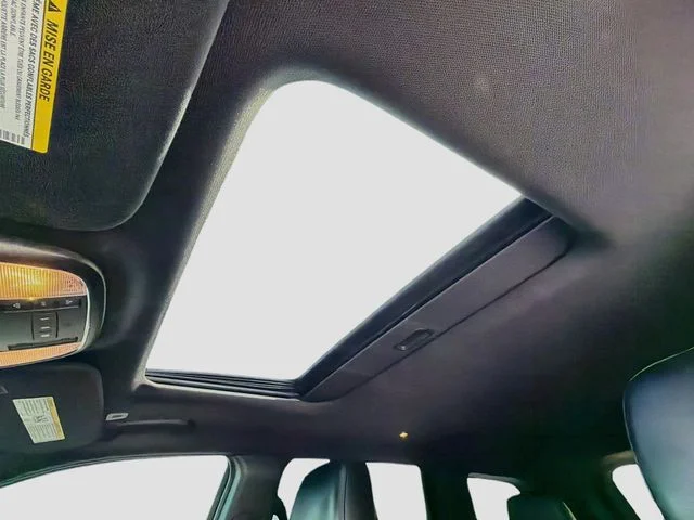 Used 2019 Gray Jeep Altitude image 23
