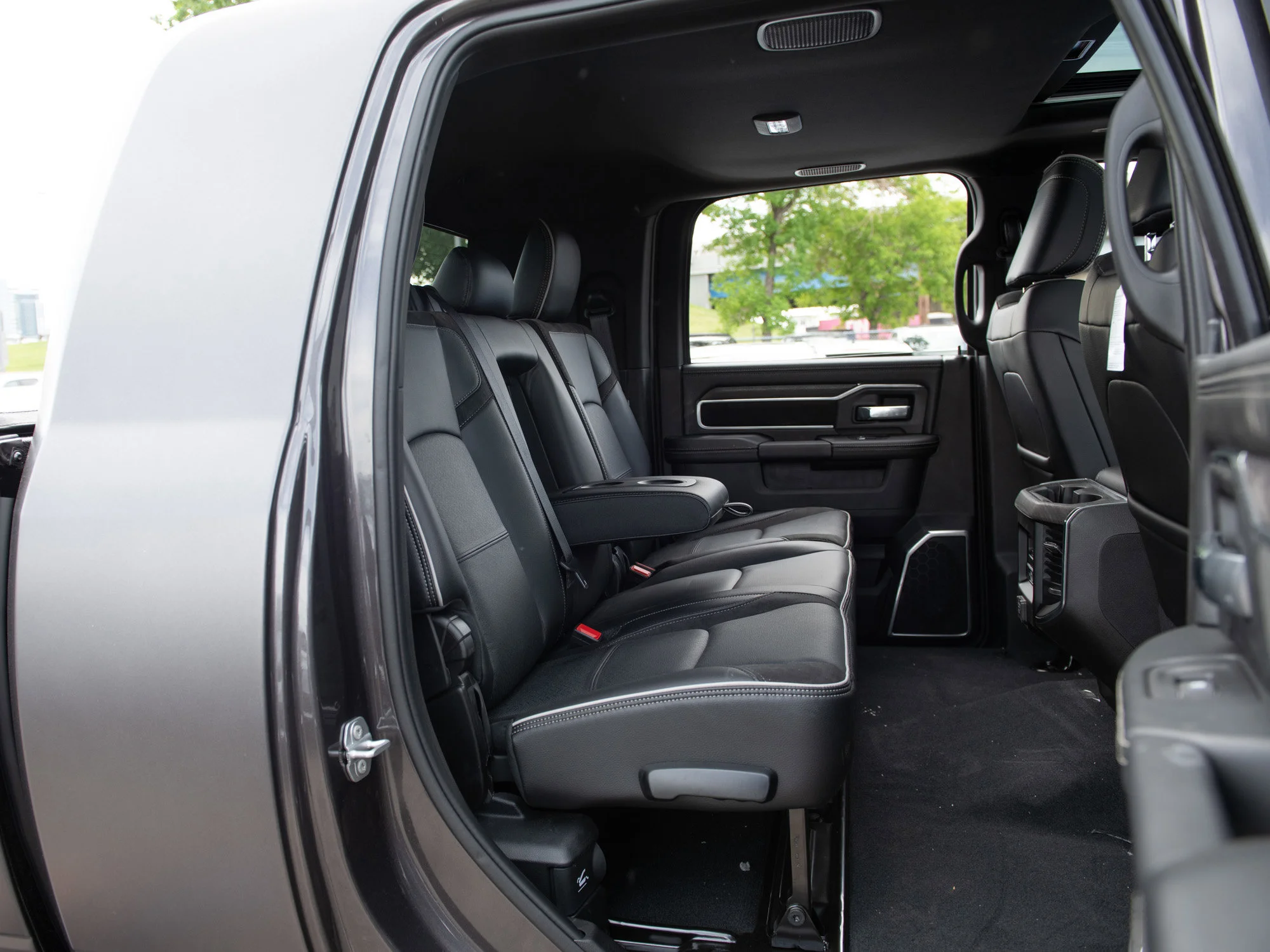 Used 2025 Grey RAM Laramie, 2 Inch image 26