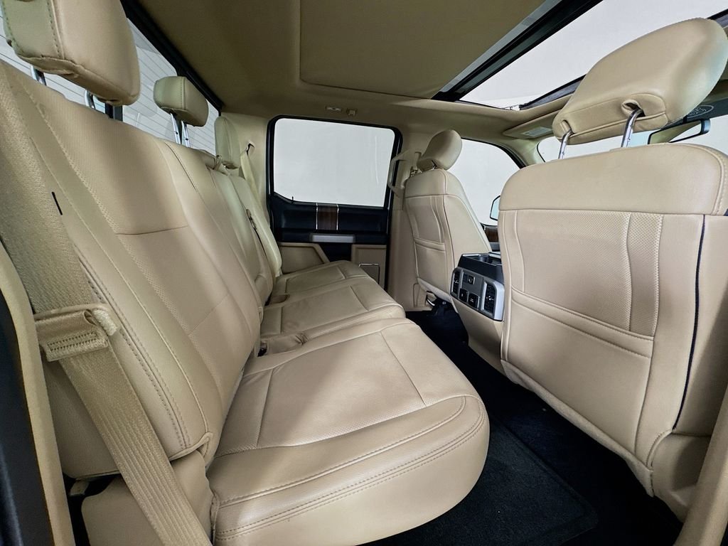 Used 2017 Oxford White Ford Lariat image 37