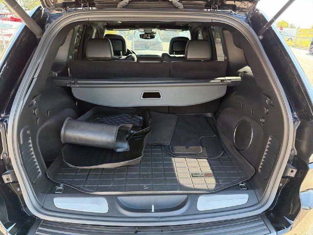 Used 2021 Black Jeep High Altitude image 30