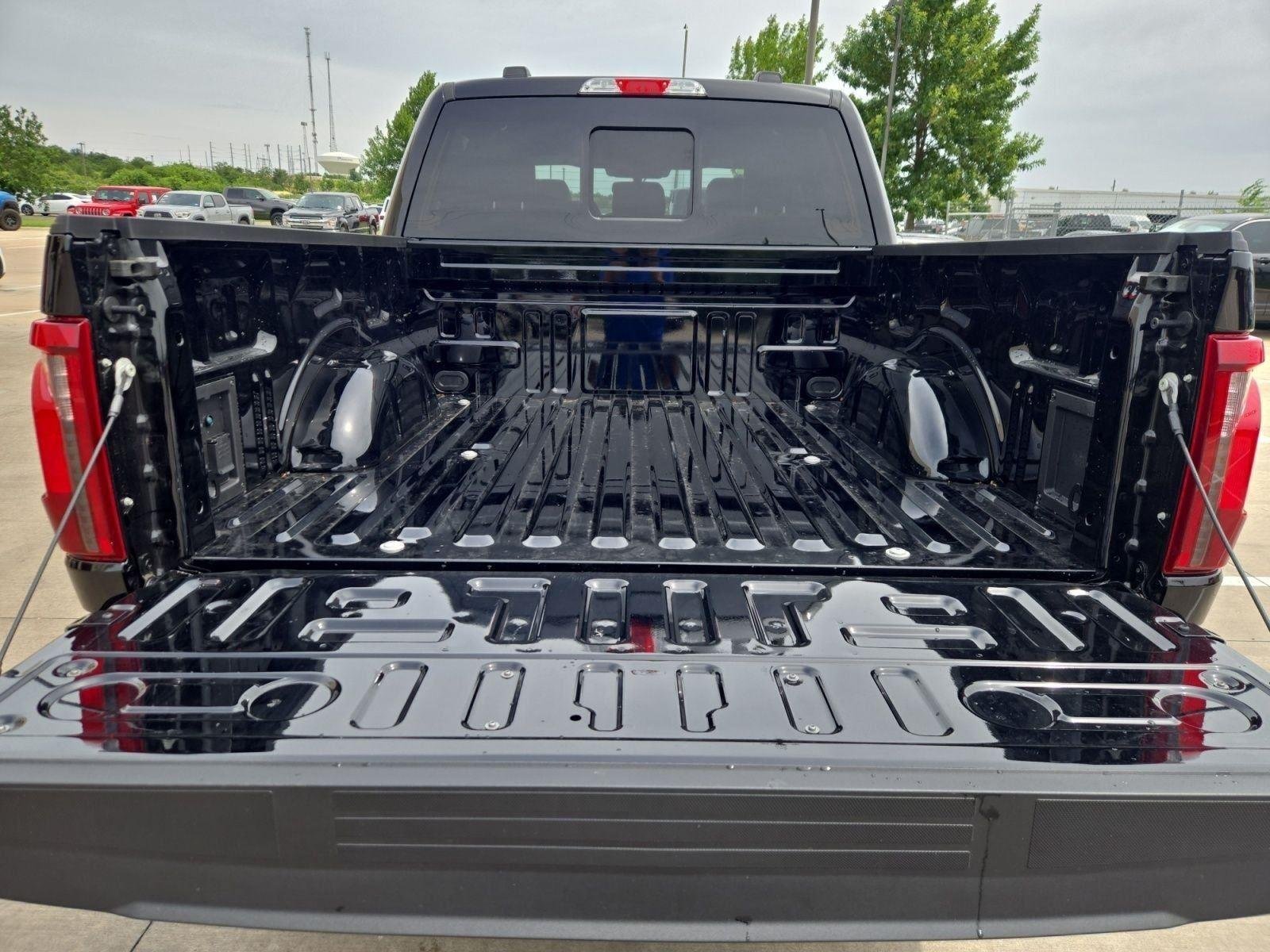 Used 2026 Agate Black Ford Tremor image 25