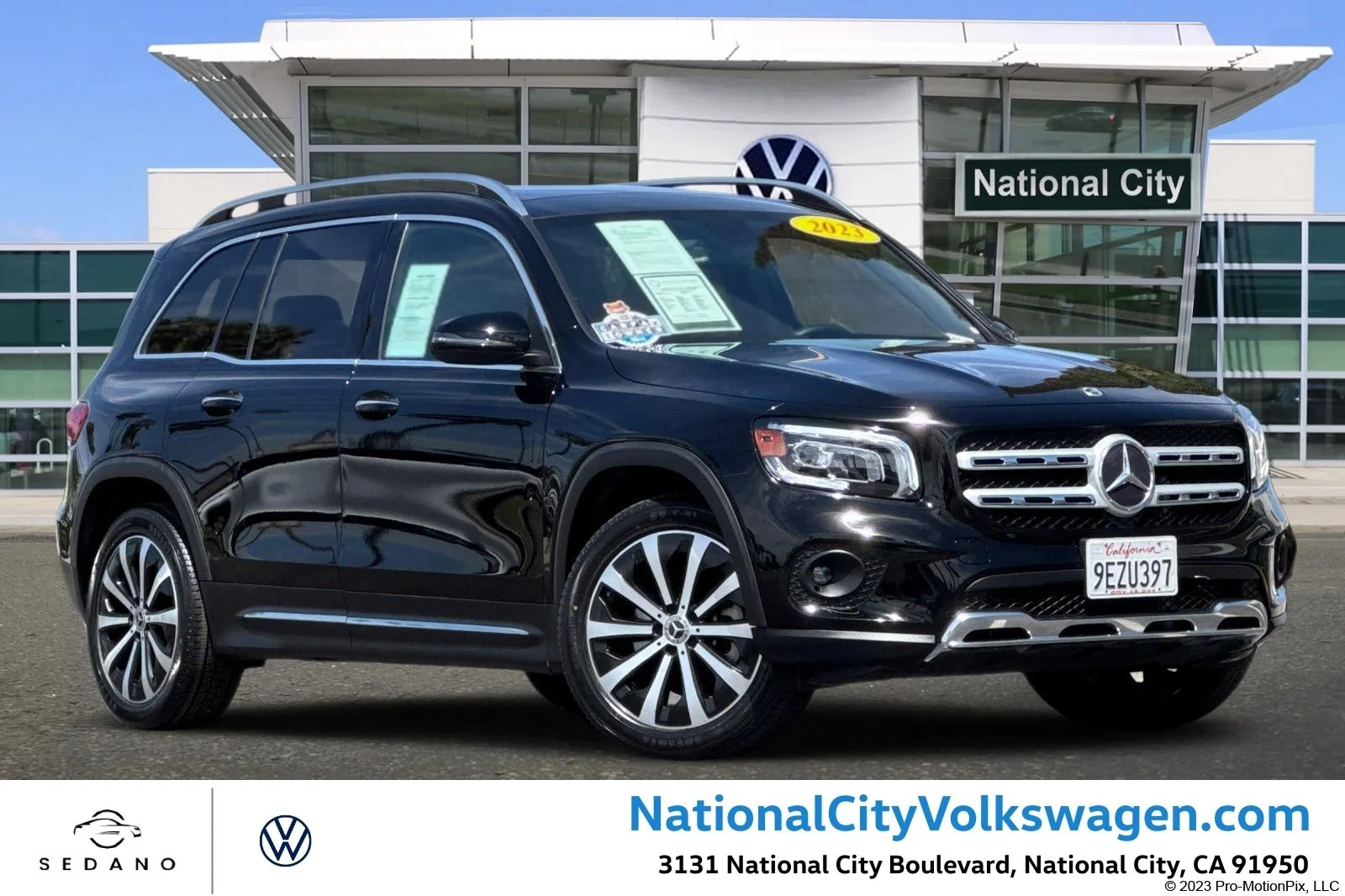 2023 Mercedes-Benz GLB GLB 250's photo