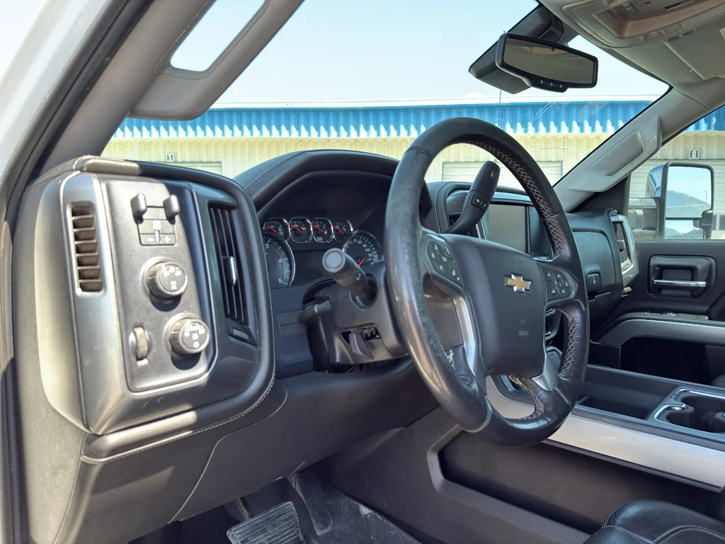 Used 2016 SUMMIT WHITE Chevrolet LTZ image 13