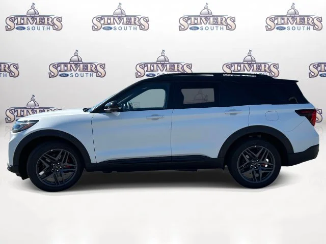 New 2026 Star White Metallic Tri-Coat Ford ST image 6