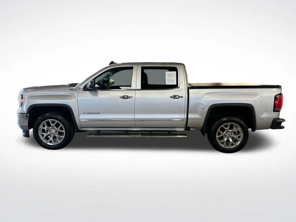 Used 2018 Silver GMC SLT image 2