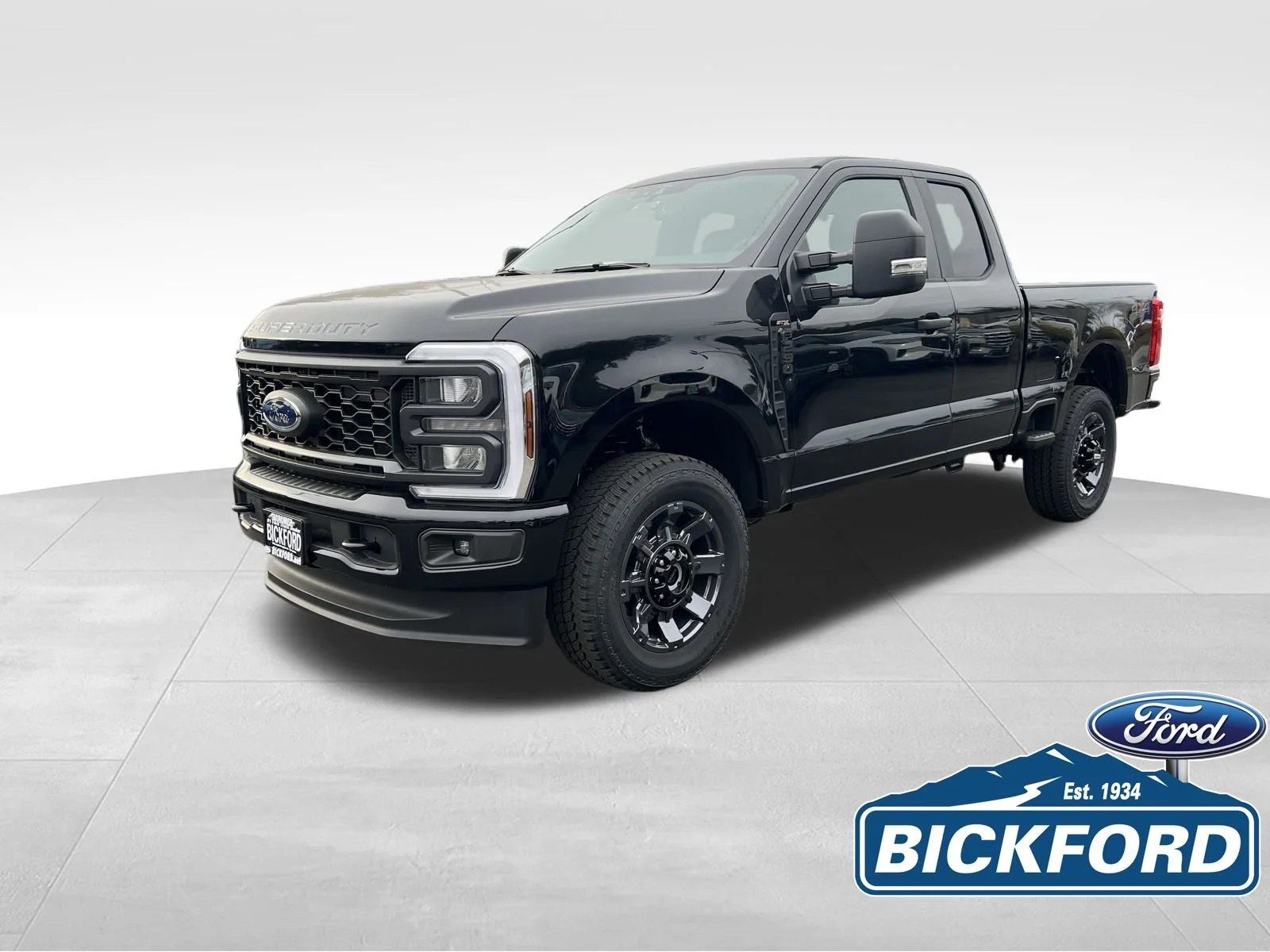 2026 Ford F-250 XL 4x4 SuperCab 8' Box's photo