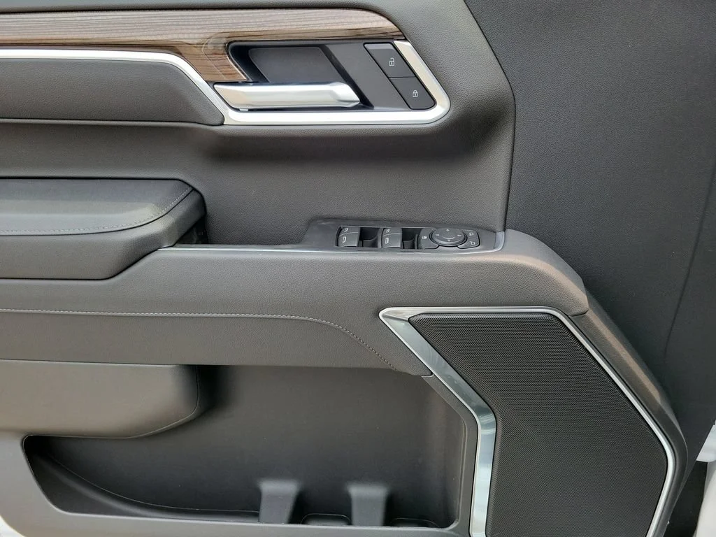 2026 Chevrolet Silverado 1500 LT - Photo 18