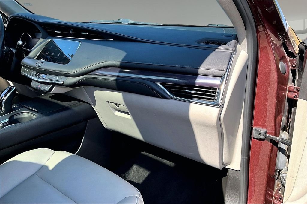 Used 2023 Red Cadillac Luxury image 16
