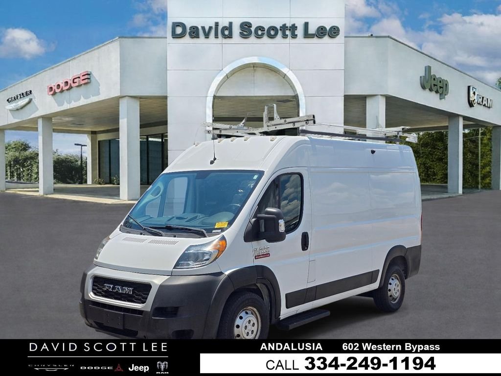 Used 2021 White Ram Base image 1