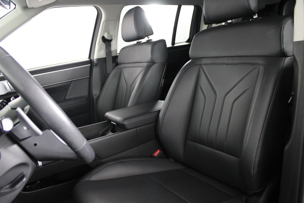 Used 2025 Blue Hyundai SEL image 17