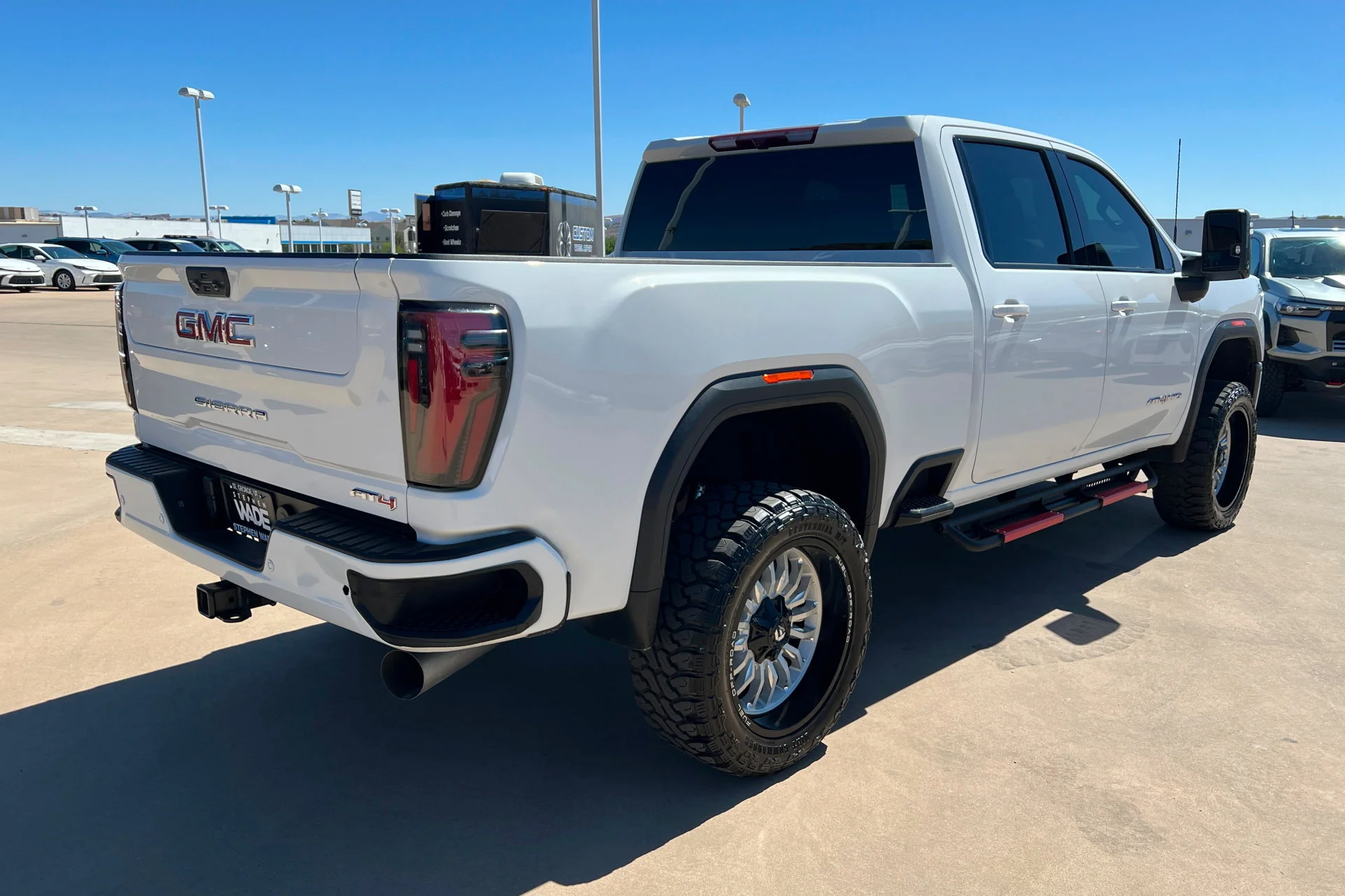 Used 2024 Summit White GMC AT4 image 5
