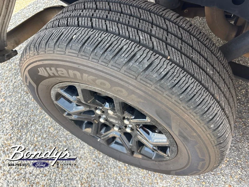 Used 2021 Oxford White Ford XL image 4