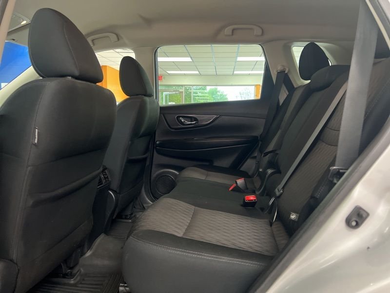 Used 2018 Silver Nissan SV image 15