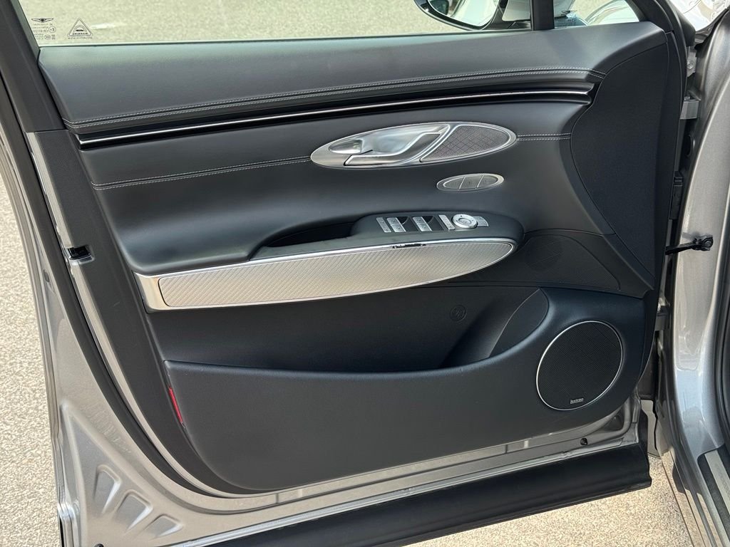 2023 GENESIS GV70 Standard - Photo 29