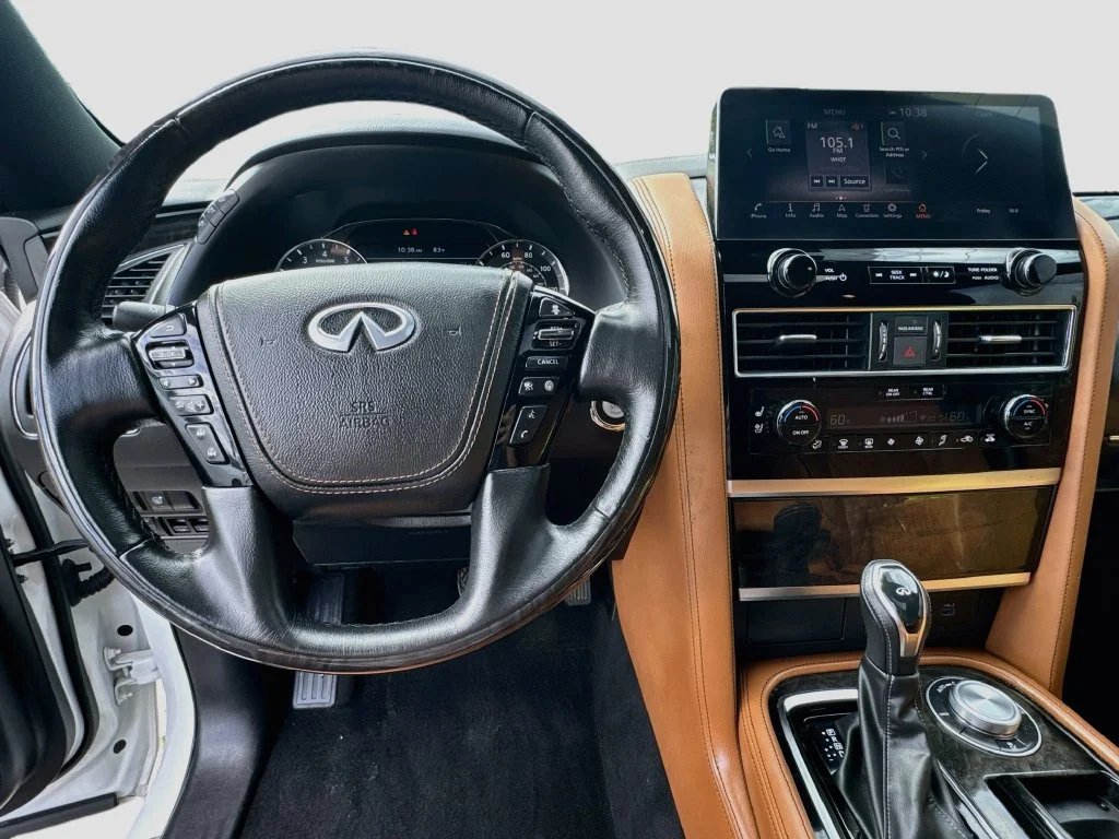 Certified Used 2024 White INFINITI Sensory image 12