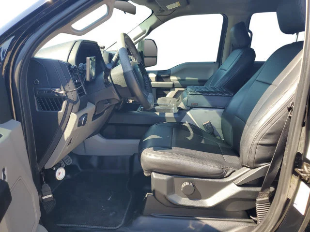 Used 2018 Shadow Black Ford XL image 9