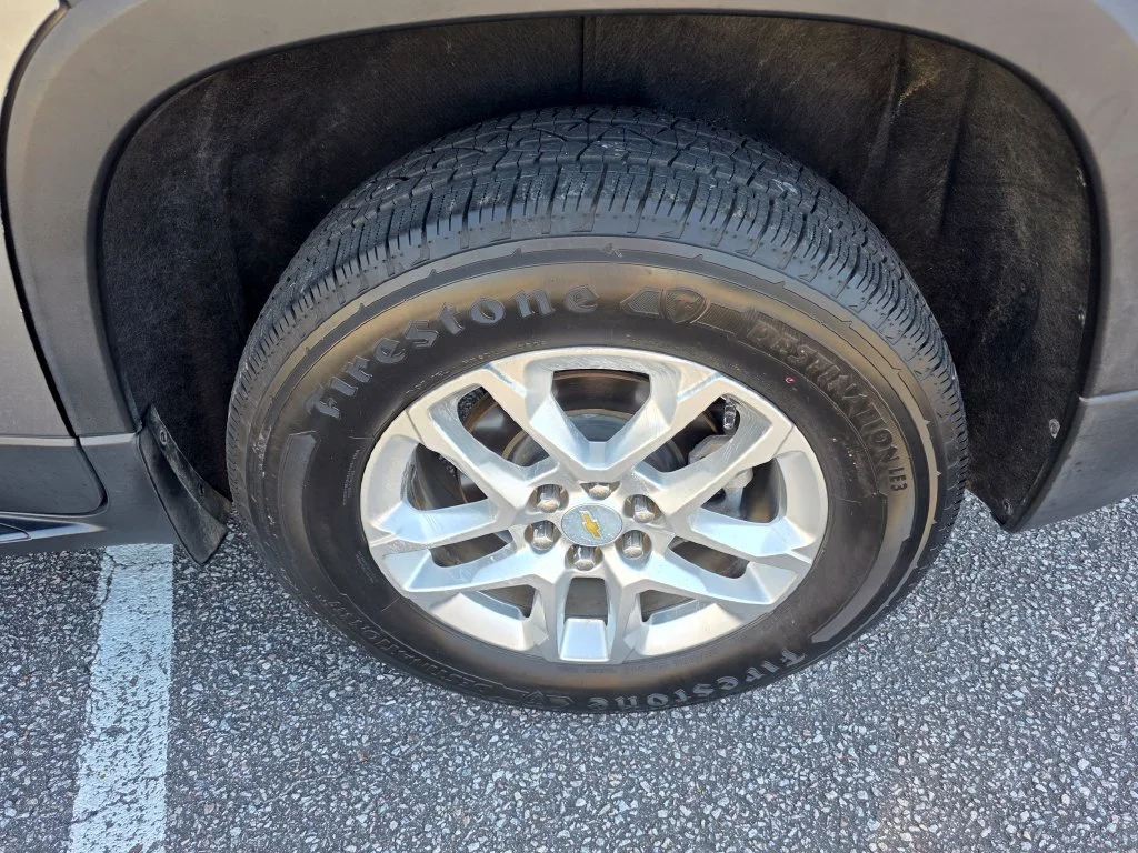 Used 2019 SATIN STEEL METALLIC Chevrolet LT Cloth image 29