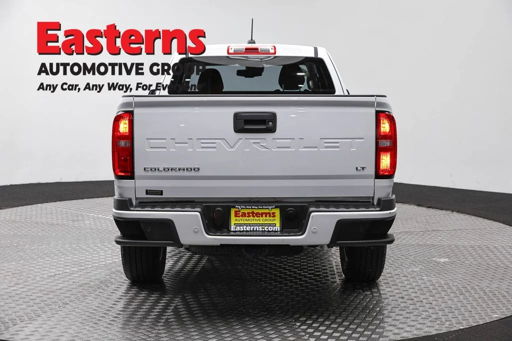 Used 2022 White Chevrolet LT image 6