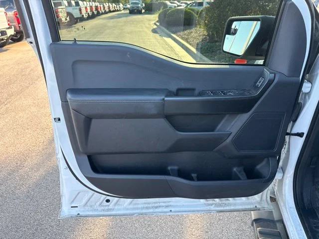 Used 2021 Oxford White Ford XL image 8