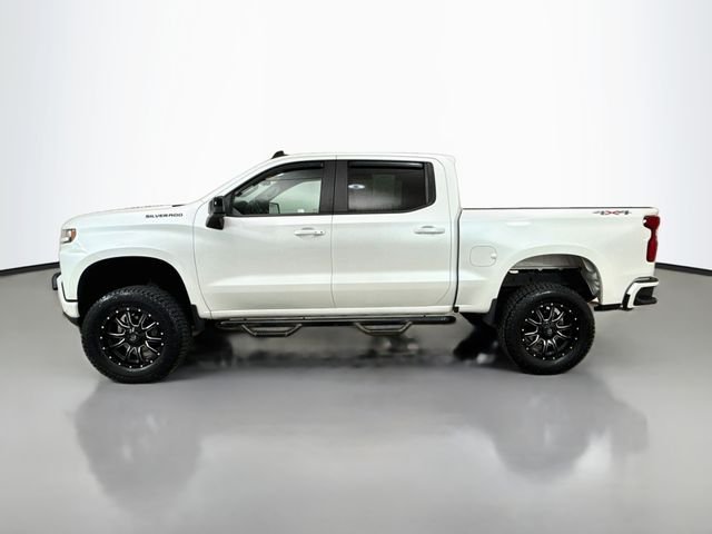Used 2019 Beige Chevrolet RST image 4