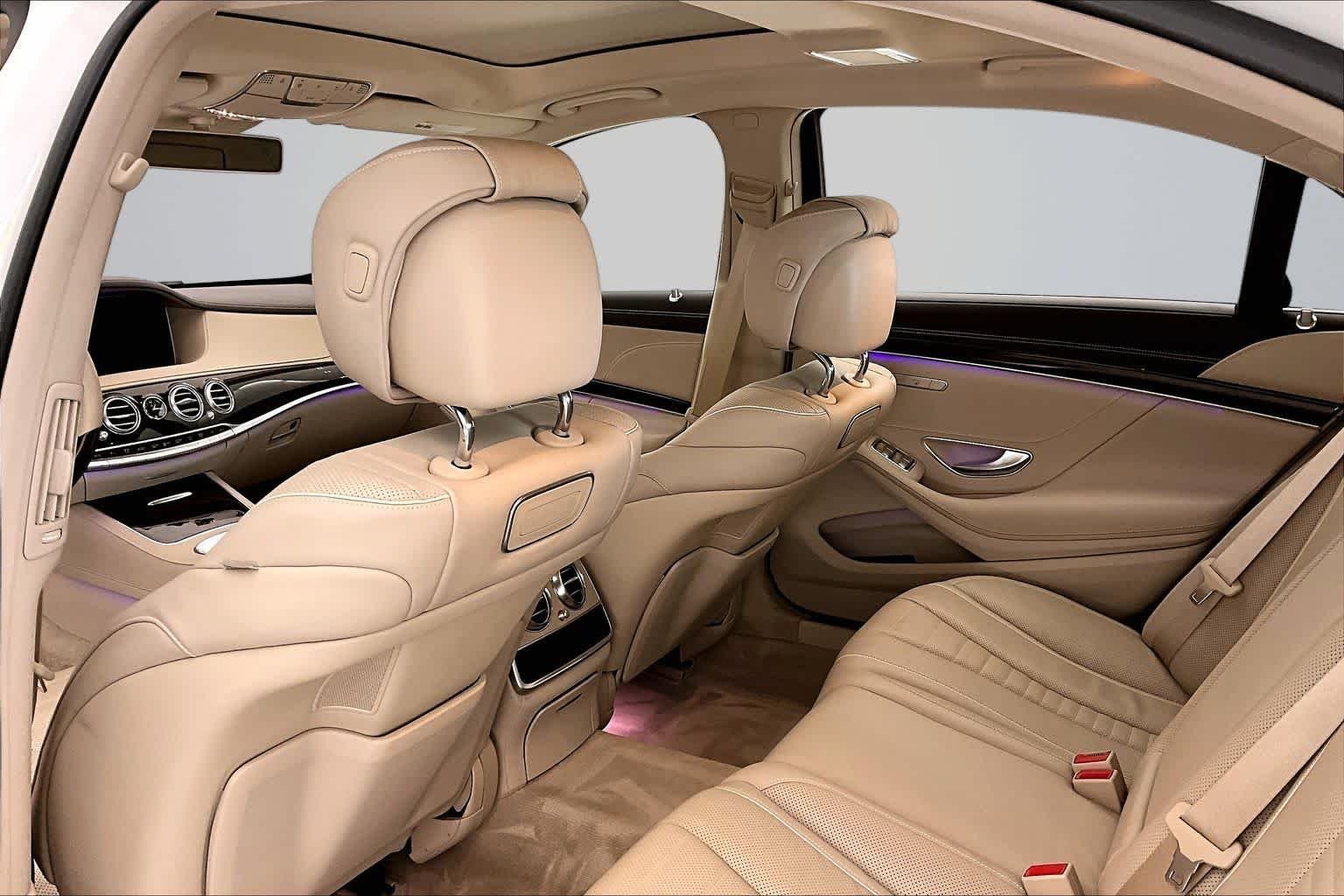 Used 2019 designo Diamond White Mercedes-Benz S 560 image 12