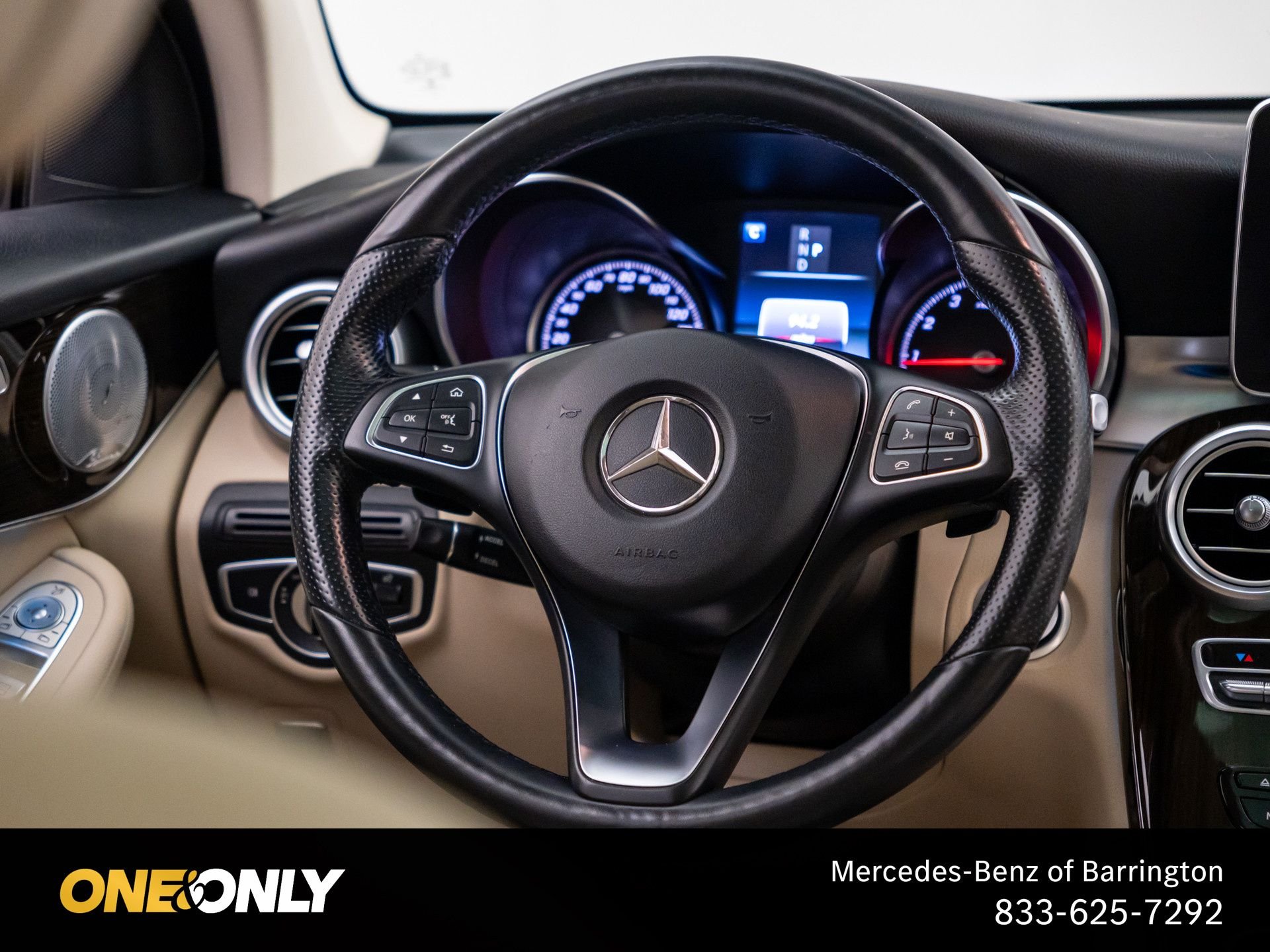 Used 2017  Mercedes-Benz GLC 300 image 11