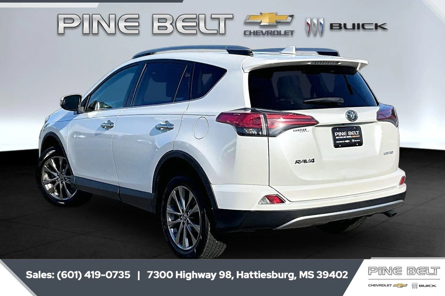 Used 2018 Blizzard Pearl Toyota Limited image 2