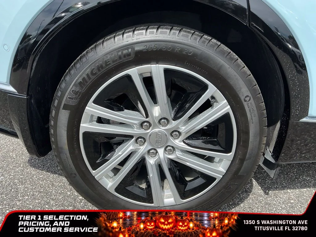 Used 2024 Nimbus Metallic Cadillac Tech image 13