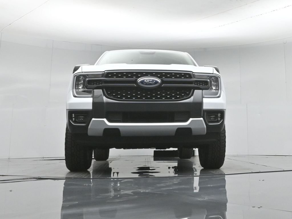 New 2026 Oxford White Ford XLT image 43